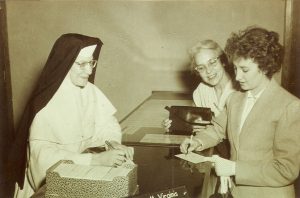 Racine - iscrizione high school 1955